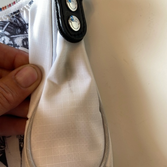 OSO Camilla d’Errico collab hand bag with charm - Picture 8 of 15